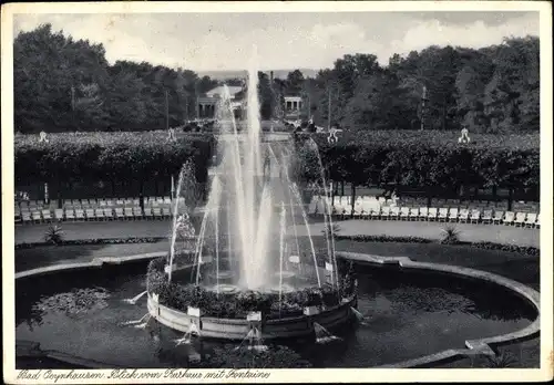 Ak Bad Oeynhausen in Westfalen, Blick vom Kurhaus mit Fontaine