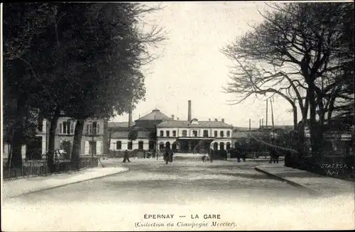 Ak Épernay Marne, La Gare