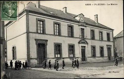 Ak Pleurs-Marne, Das Rathaus