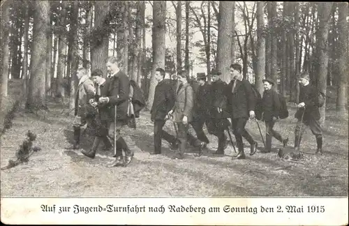 Ak Radeberg in Sachsen, Jugend-Turnfahrt, Sonntag 2. Mai 1915