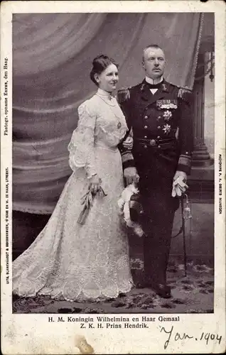Ak Königin Wilhelmina der Niederlande, Prinz Hendrik, Portrait, Uniform, Orden