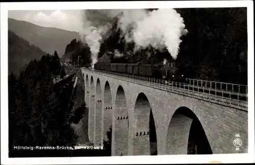 Ak Höllsteig Ravenna Eisenbahnbrücke im Schwarzwald, Viadukt, Dampflokomotive