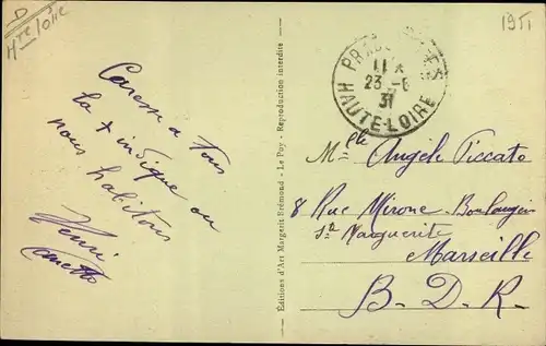 Ak Pradelles Haute Loire, La Place de la Halle