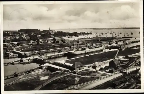 Ak Kiel Holtenau, Schleusen, Kaiser Wilhelm Kanal