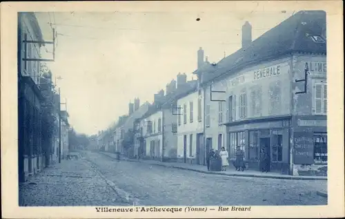 Ak Villeneuve l’Archevêque Yonne, Rue Breard