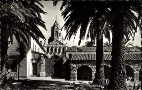 Ak Ile Saint Honorat Alpes Maritimes, Abtei Notre-Dame de Lerins, Klostereingang
