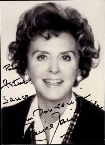 Foto Schauspielerin Renée Saint-Cyr, Portrait, Autogramm