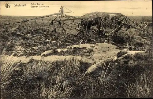 Ak Gheluvelt Zonnebeeke Westflandern, abgestürztes deutsches Flugzeug