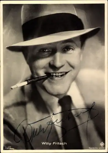 Ak Schauspieler Willy Fritsch, Portrait, Hut, Zigarette, Autogramm