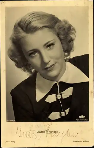 Ak Schauspielerin Jutta Freybe, Portrait, Ross Verlag A 2062 1, Autogramm