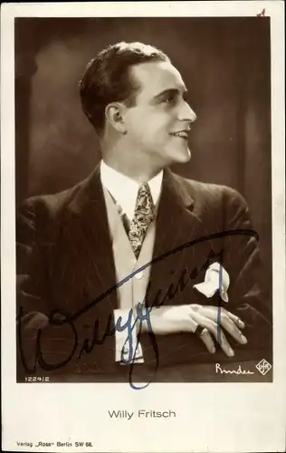 Ak Schauspieler Willy Fritsch, Portrait im Anzug, Ross Verlag 1224 2, Autogramm