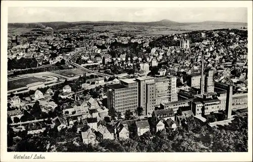 Ak Wetzlar in Hessen, Fliegeraufnahme vom Ort