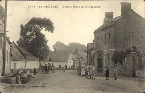 Ak Séry les Mézières Aisne, Grande Place