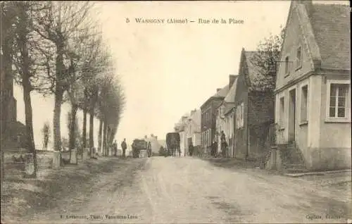 Ak Wassigny Aisne, Rue de la Place