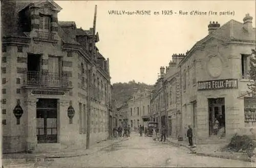 Postkarte Vailly-sur-Aisne, Rue d'Aisne, 1925