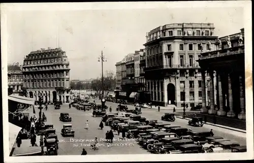 Ak Bordeaux Gironde, Place de la Comedie, am Fuße von Quinconces