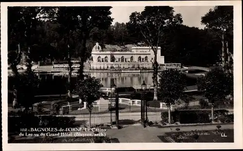 Ak Bagnoles de l'Orne Orne, Le Casino du Lac, vom Grand Hotel aus gesehen