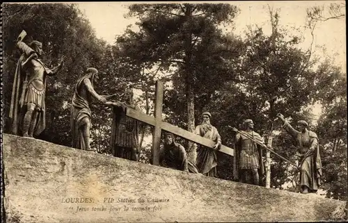 Ak Lourdes Hautes Pyrénées, 7. Kreuzwegstation, Jesus fällt zum zweiten Mal