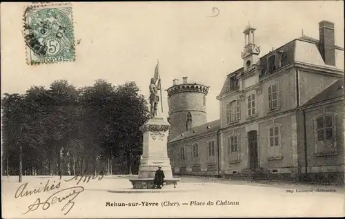 Ak Mehun sur Yèvre Cher, Place du Château
