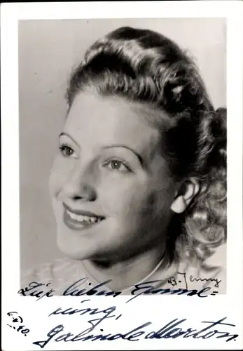 Foto Schauspielerin Gerlinde Marton, Portrait, Autogramm