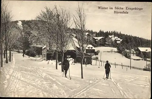 Ak Bärenfels Altenberg im Erzgebirge, Winteransicht, Skifahrer