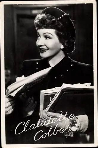 Ak Schauspielerin Claudette Colbert, Portrait