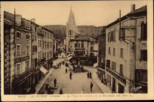 Ak La Louvesc Ardèche, La Place, l'Avenue de la Basilique