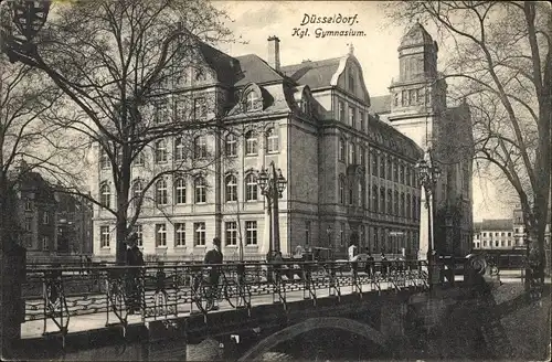 Ak Düsseldorf am Rhein, Kgl. Gymnasium, Brücke