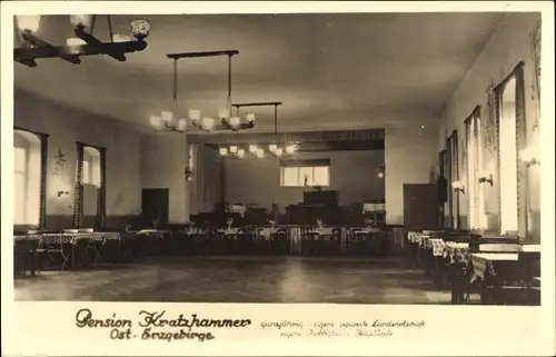 Foto Ak Kratzhammer Altenberg im Erzgebirge, Pension Kratzhammer, Saal