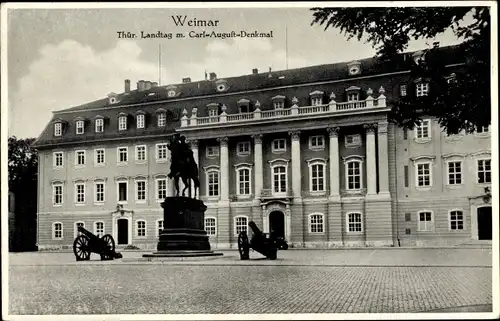 Ak Weimar in Thüringen, Thür. Landtag mit Carl August Denkmal, Geschütze