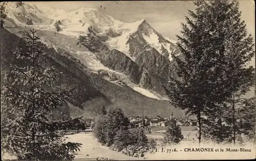 Ak Chamonix Mont Blanc Haute Savoie, Stadt und Mont Blanc