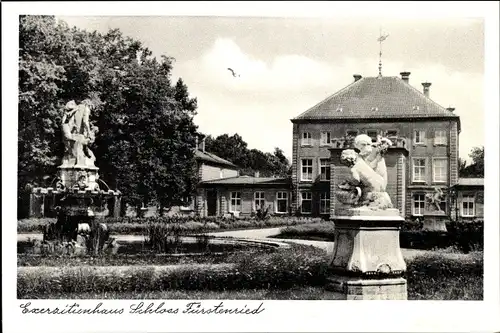 Ak Fürstenried München Bayern, Schloss, Skulpturen