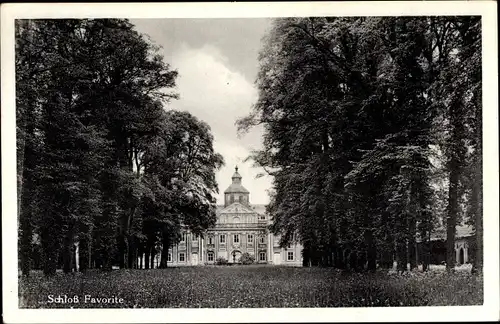 Foto Ak Rastatt im Schwarzwald, Schloss Favorite