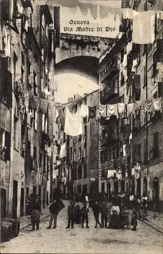 Ak Genova Genua Ligurien, Via Madre di Dio, Wäscheleinen, Brücke