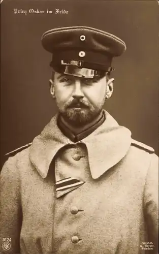 Ak Oskar Prinz von Preußen, Portrait in Uniform im Felde, NPG 5124