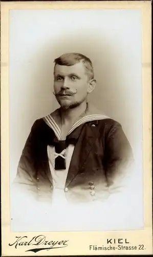 CdV Kiel in Schleswig Holstein, Seemann in Uniform, Portrait