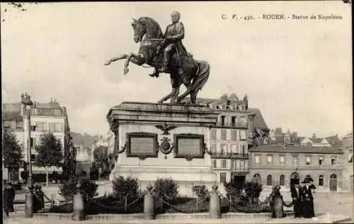 Ak Rouen Seine Maritime, Statue de Napoleon