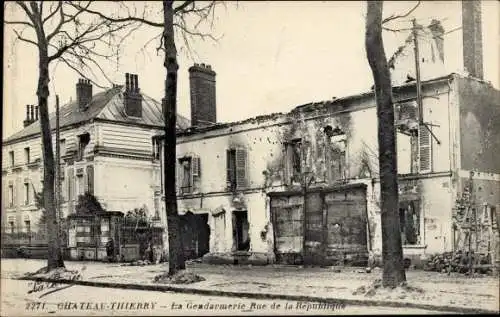Ak Château Thierry Aisne, La Gendarmerie, Rue de la Republique