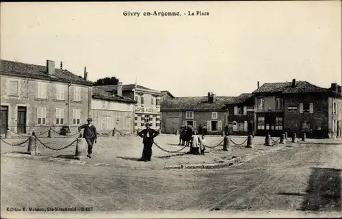 Ak Givry in Argonne Marne, La Place