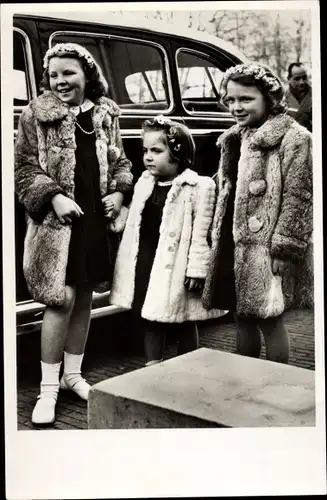 Ak Prinzessin Beatrix der Niederlande, Soestdijk 31 Januar 1948, Pelzmantel