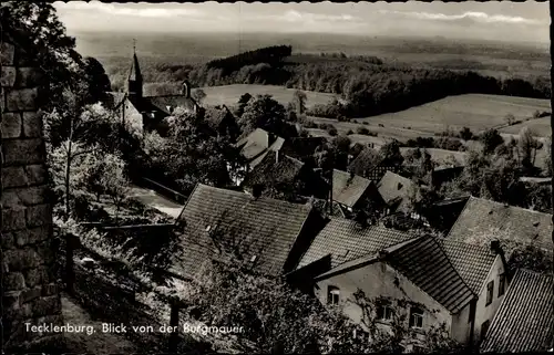 Ak Tecklenburg in Westfalen, Totalansicht, Burgmauer