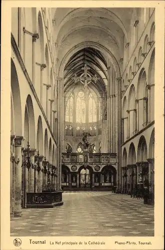 Ak Tournai Wallonien Hennegau, Das Kirchenschiff, Die Kathedrale