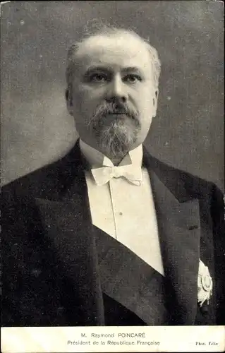 Ak Französischer Politiker Raymond Poincare, Portrait