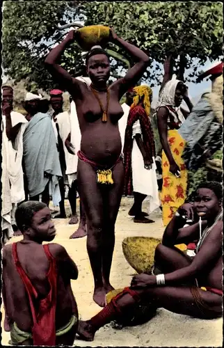 Ak Barbusige Afrikanerinnen, Marktplatz