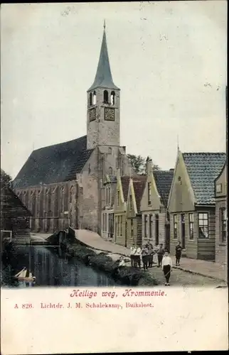 Ak Krommenie Zaanstad Nordholland Niederlande, Kirche, Häuserreihe