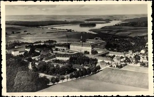 Foto Ak Wermsdorf Sachsen, Fliegeraufnahme, Schloss Hubertusburg, Horstsee