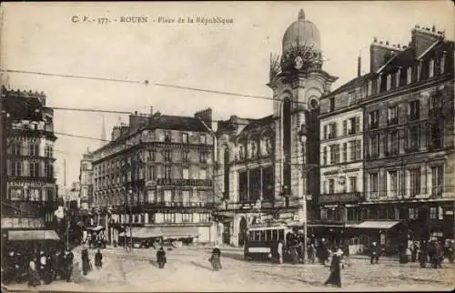 Ak Rouen Seine Maritime, Platz der Republik, Straßenbahn