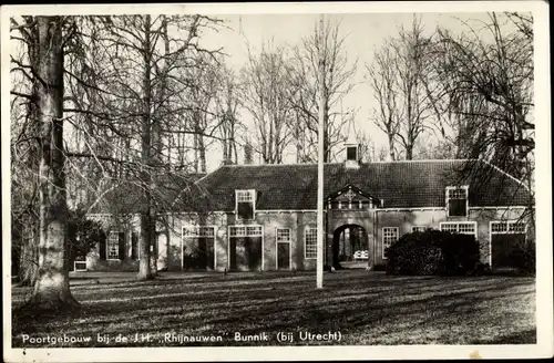 Ak Bunnik Utrecht Niederlande, Torhaus der Jugendherberge Rhijnauwen