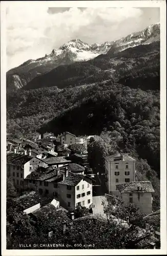 Ak Chiavenna Lombardei, Villa, Teilansicht, Berge, Wald