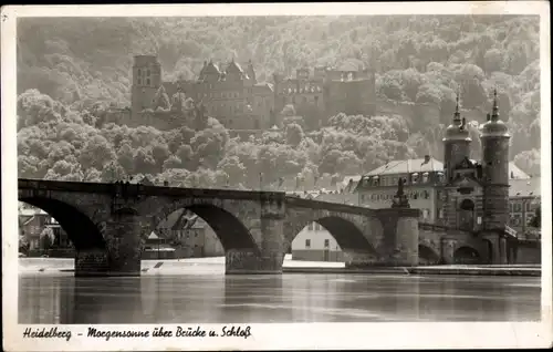 Ak Heidelberg am Neckar, Morgensonne, Brücke, Schloss